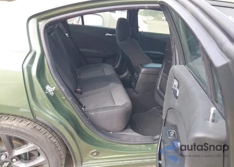 2019 Dodge Charger Sxt Rwd z USA, uszkodzony, nr VIN 2C3CDXBG0KH589395